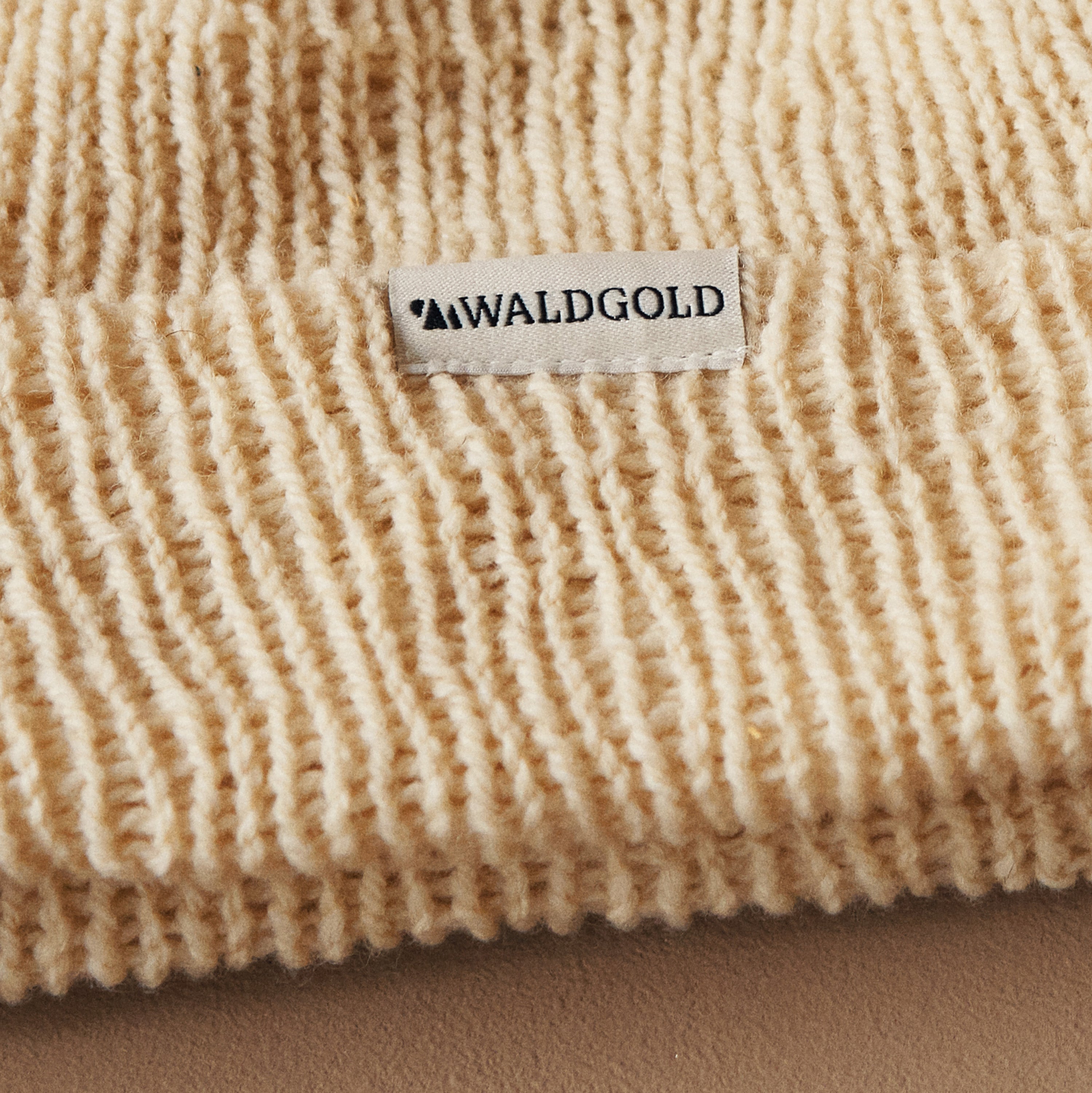 Short Beanie Natur Weiss